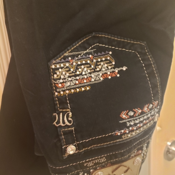 Buckle ๐๐๐๐ ๐๐ผ Skinny Jeans Petite - Picture 4 of 6